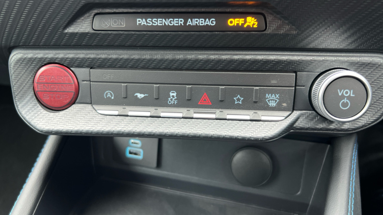 Ford Mustang 5.0 V8 Dark Horse 2dr Petrol Coupe